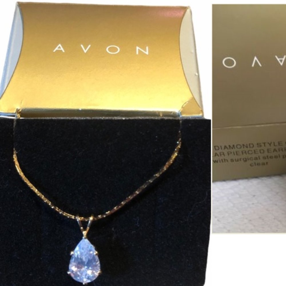 Brilliant Avon "diamond style CZ" pear shaped earr